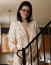 8 pictures - Michele James a Beautiful Fight